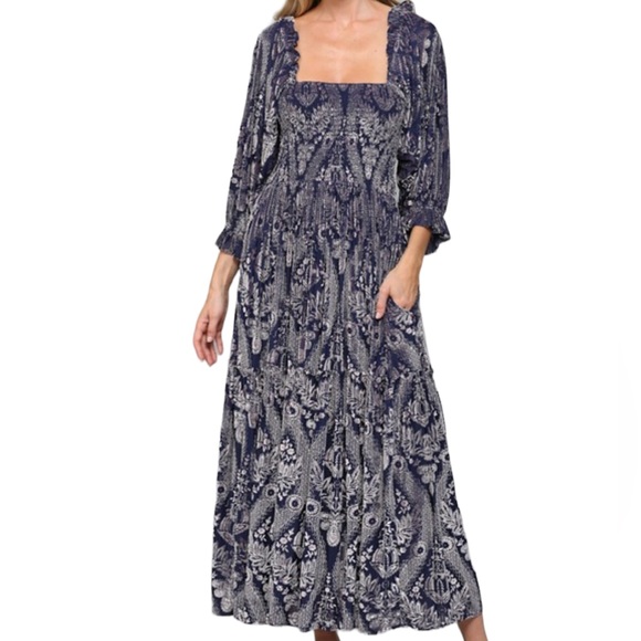 NWT Navy Silver Burnout Velvet Square Neck Smocked Midi Dress - Picture 2 of 3